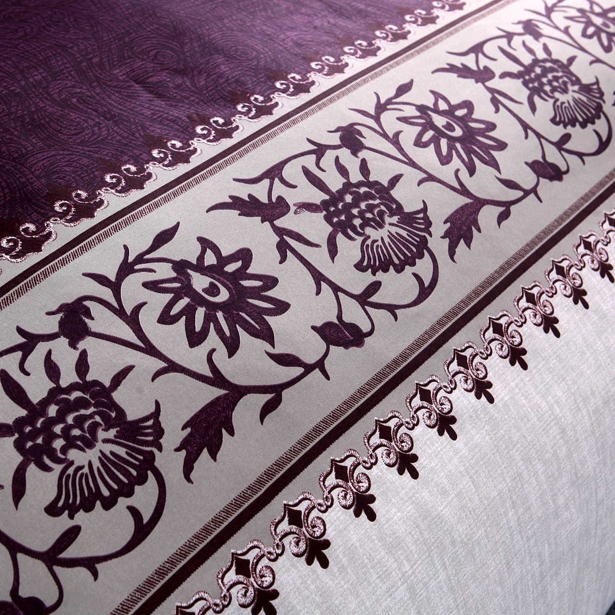 Copripiumino Bianco E Viola